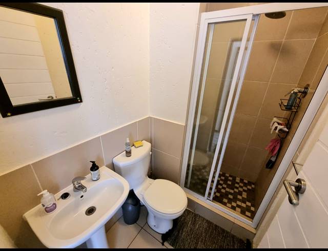 2 BEDROOM APARTMENT FOR SALE IN JACKAL CREEK GOLF ESTATE